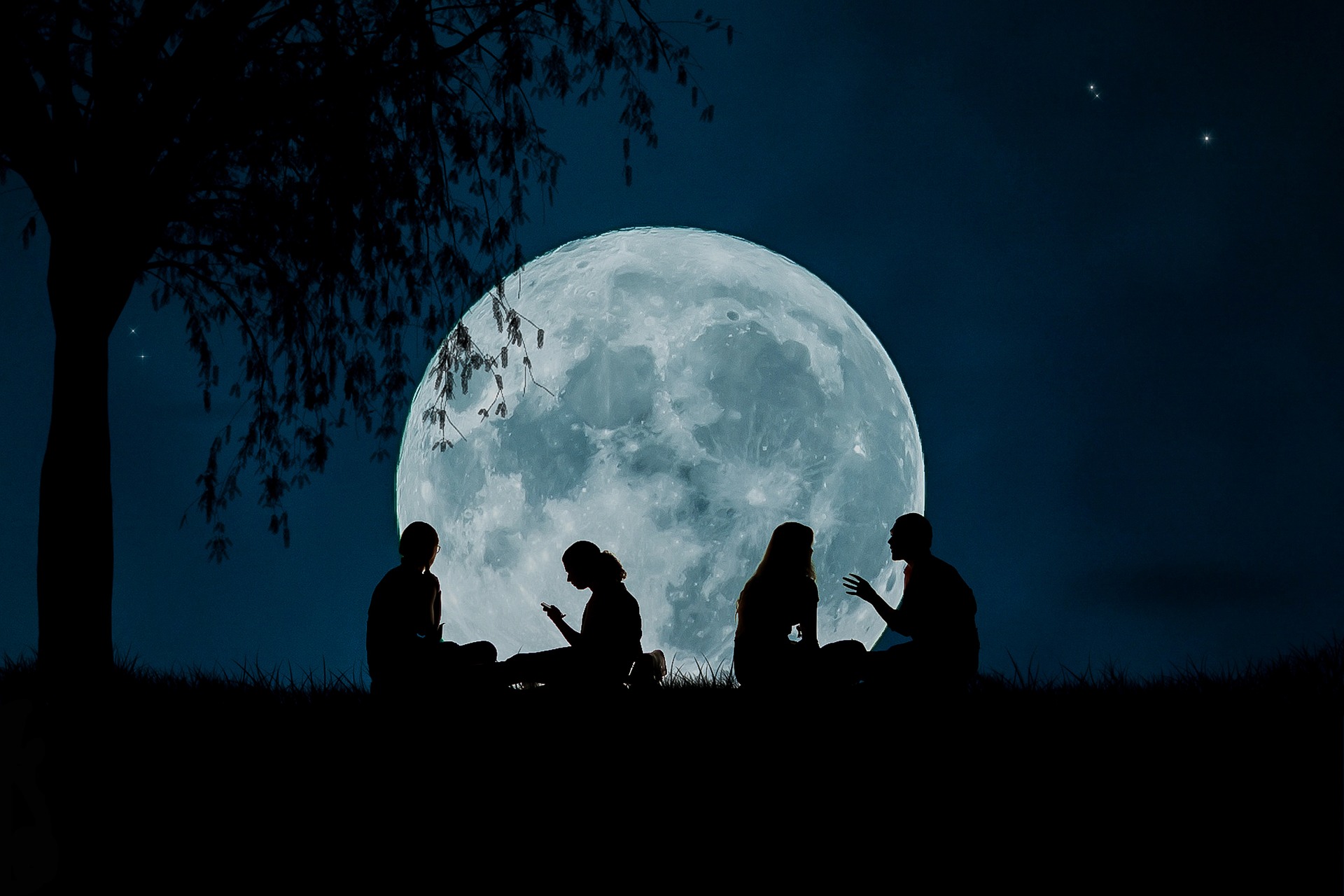 Menschen Kommunizieren vor dem Mond